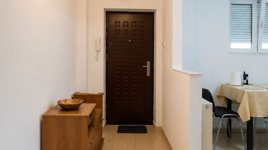 Apartament 3 camere | Complex Studentesc | 2 dormitoare | Centrala Proprie - Poză 4
