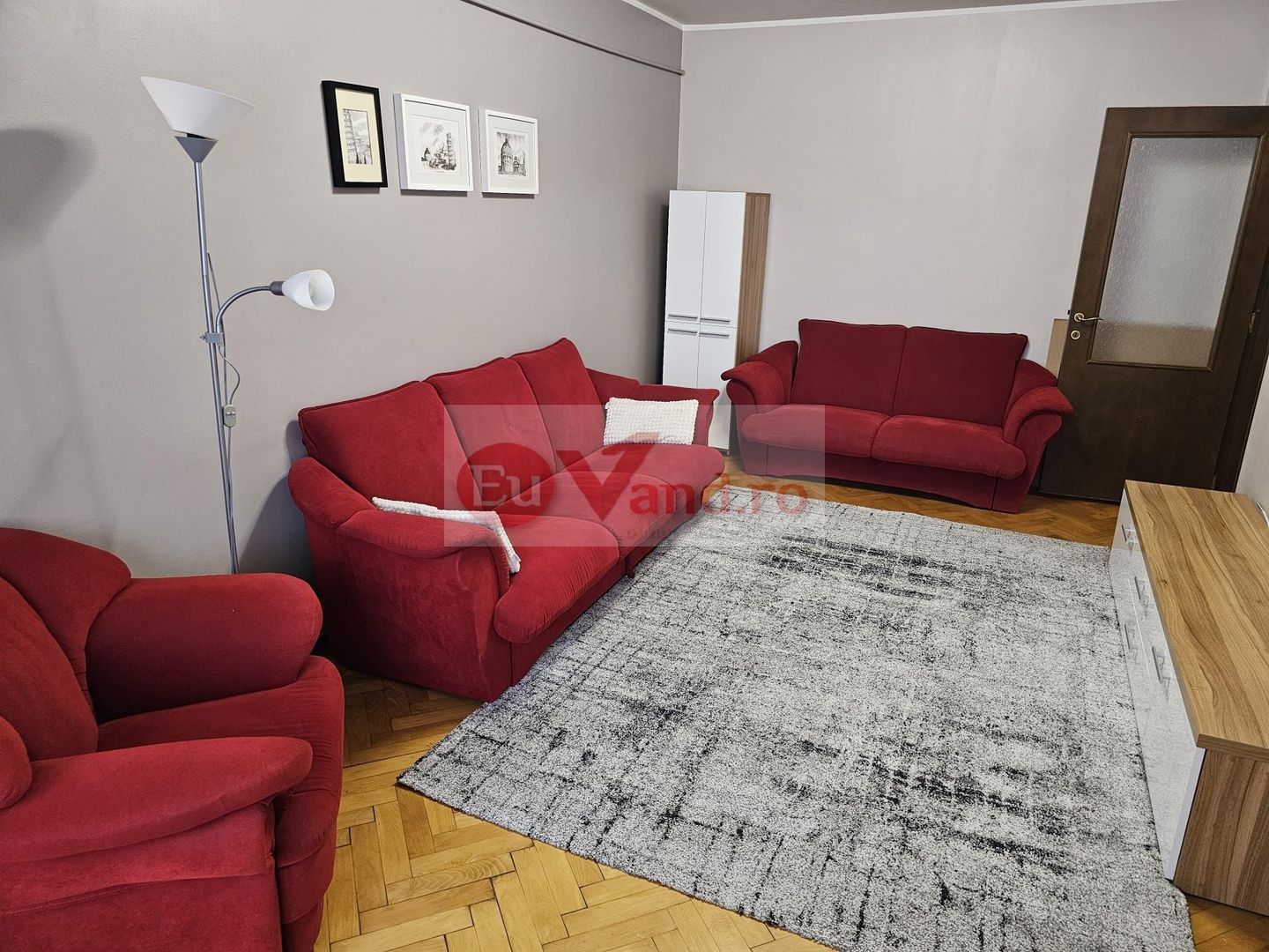Apartament cu 3 camere, mobilat si utilat - Piata Centrala - Poză 1