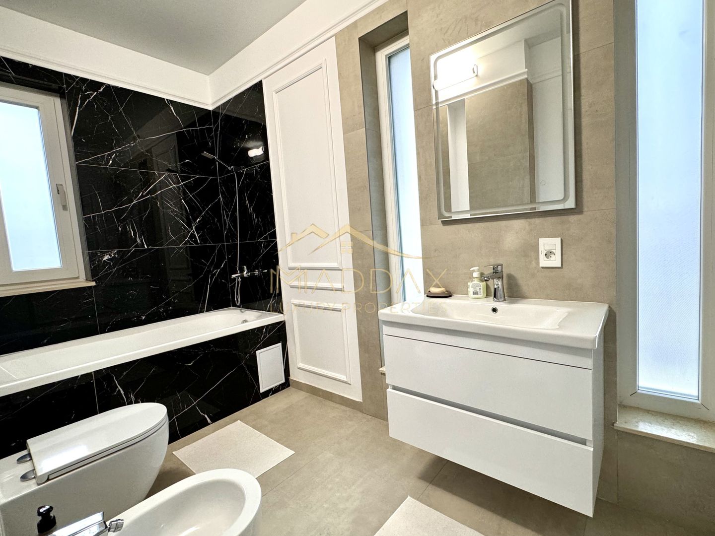 ***Vila  4 camere de inchiriat-Corbeanca *** 2 parcare - Poză 12