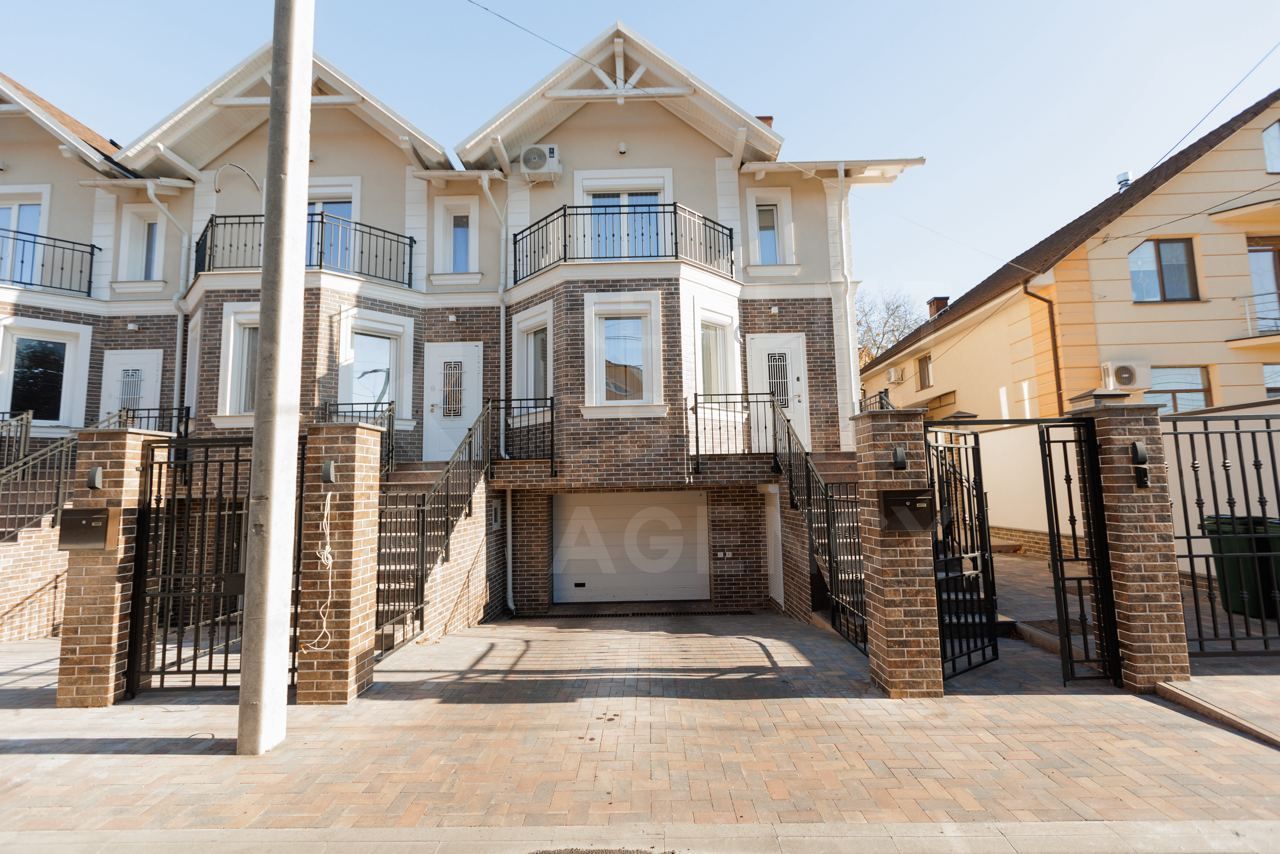 Chirie, casă, 4 camere, strada Plaiului, Botanica - Poză 1