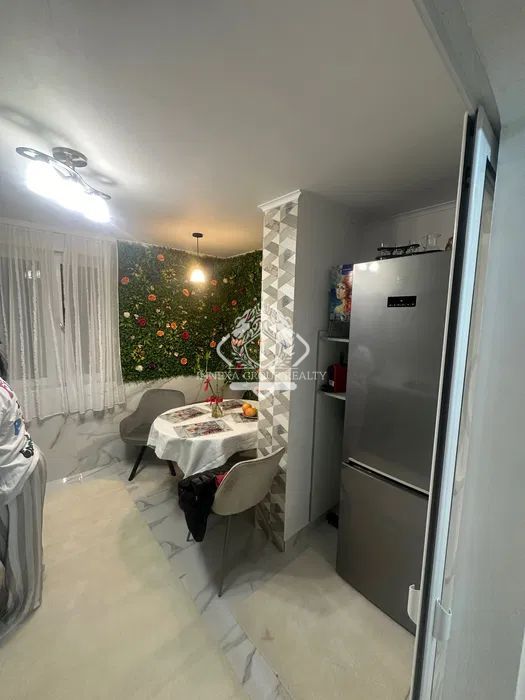 Apartament 3 camere semidecomandat de vanzare in zona Titan - Poză 6