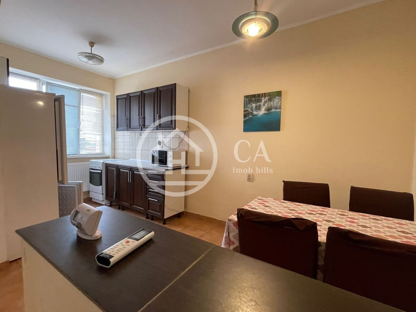 Casă cu 3 camere de închiriat în zona Gheorghe Doja, Oradea - Poză 3