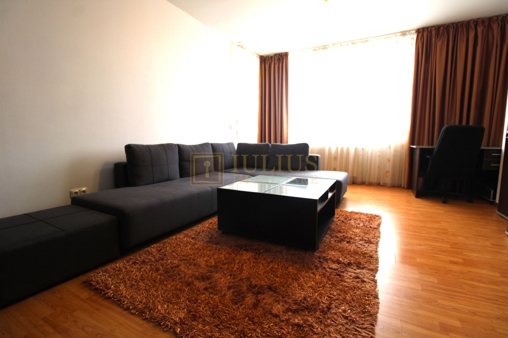 Apartament in Zona Girocului - Spitalul Judetean - Poză 2