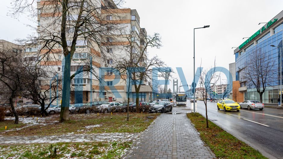 Apartament 4 camere, et. 1, str. 9 Mai, Bacău - Poză 38