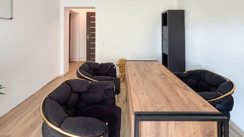 Chirie | Apartament 3 camere | Ultracentral | Metrou Piața Unirii - Poză 2