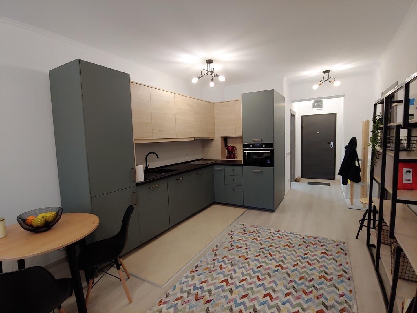 Închiriere  apartament 3 camere SoHo + loc parcare cu statie electrica - Poză 3