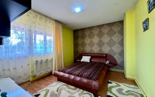 Casă cu teren de peste 3.000 mp, livadă și vie – Bujoreni, Gura Vaii - Poză 15