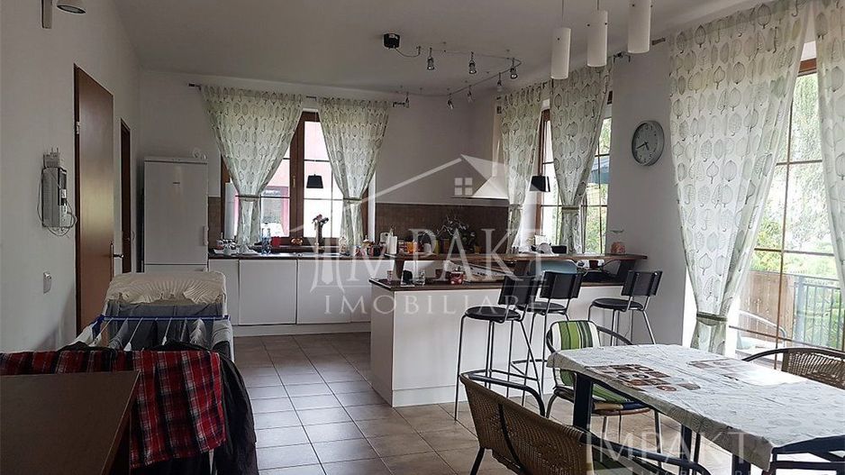 Imobil 500 mp pe teren 2023 mp – ideal pentru clinica sau investitie! - Poză 8