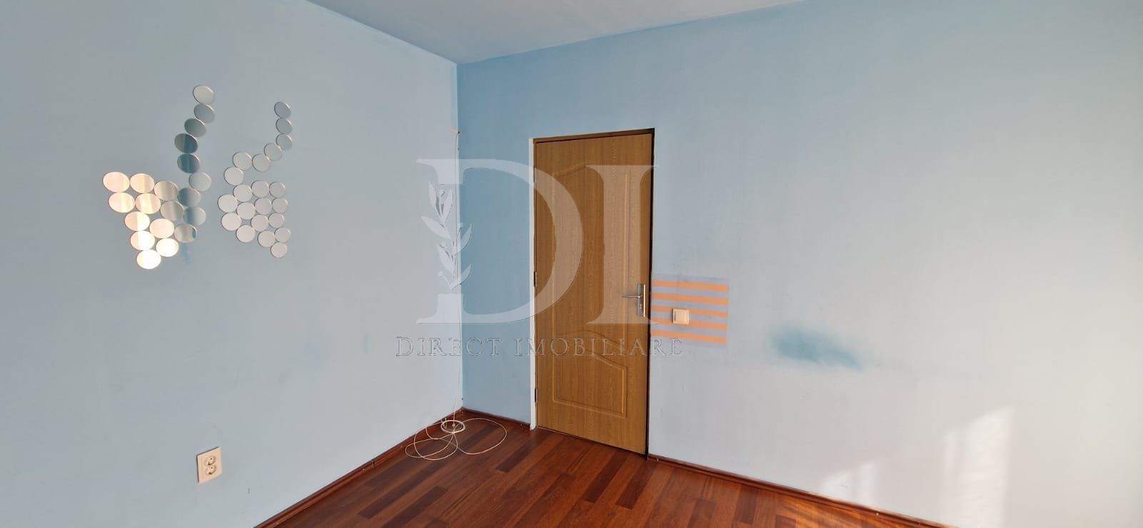 Apartament cu o camera -Eroilor Floresti - Poză 3