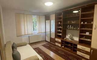 Apartament cu 2 camere in micro 14 - Poză 1
