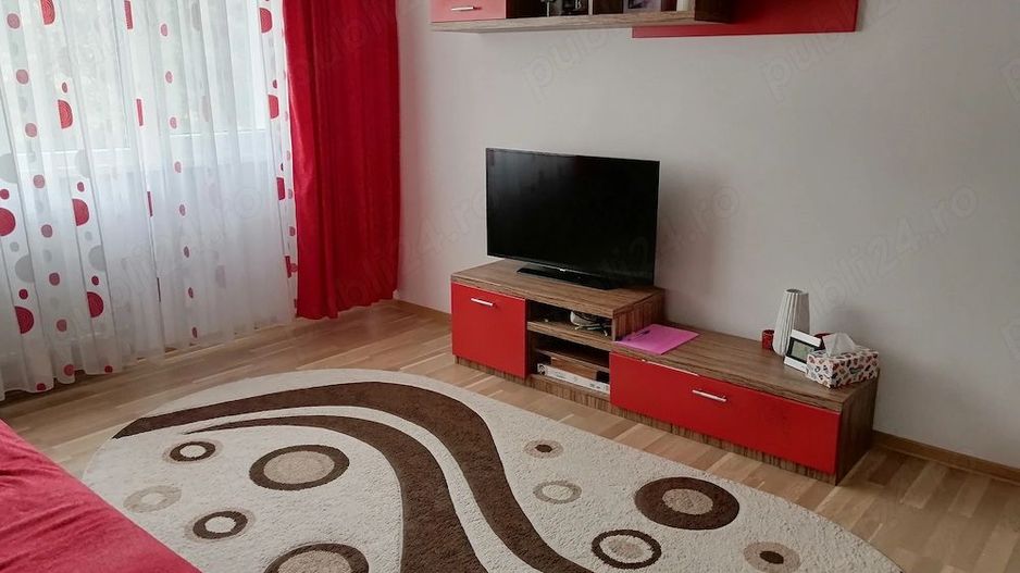 De închiriat: Ap. 3 camere - Bd. Constantin Brâncoveanu / Huedin (La Grași) - Poză 1