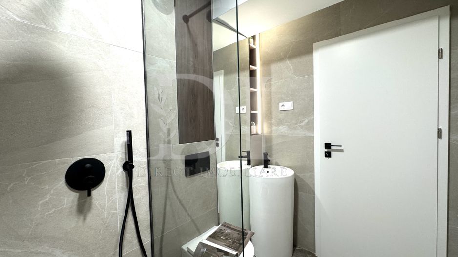 Apartament ultramodern / gradina de 43 mp - Poză 31