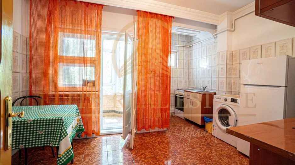 Apartament spațios cu 3 camere, 2 băi și 3 balcoane – zona FAR, bloc 2003 - Poză 7