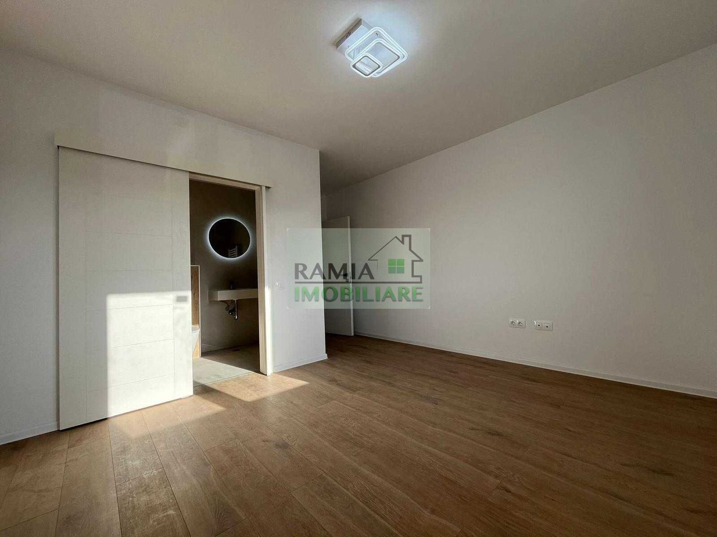 Apartament nou 3 camere, 80 mp , 2 terase, 2 băi, Mosaic Residence - Poză 4