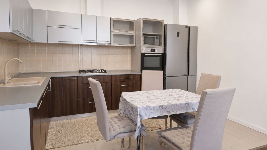 De Inchiriat Apartament 2 Camere, Etaj 1, 69 mp, Terasa, Zona Soarelui - Poză 2