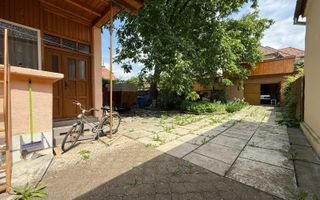 Casă 3 Camere | Curte 400 MP | Zonă Centrală - Poză 7