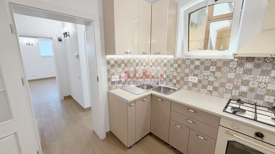 Inchiriere casa 5 camere,  Piața Victoriei,  Renovata 2025 - Poză 17