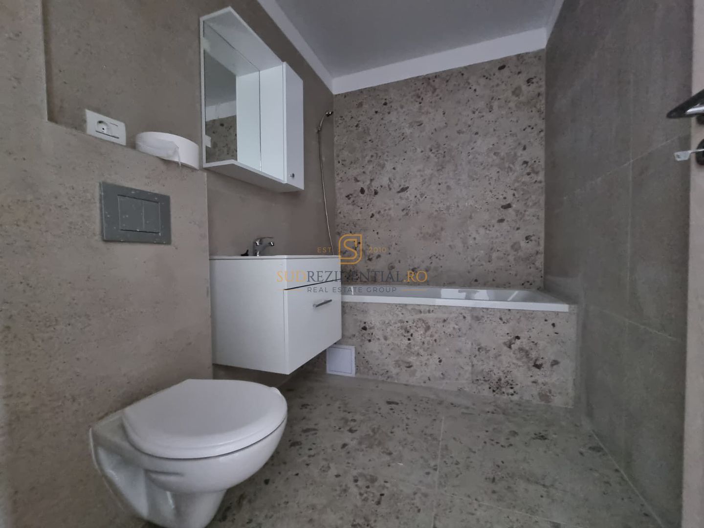 Apartament 2 camere | Mutare imediată si finisat complet, acces metrou - Poză 4