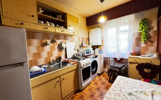 Apartament cu 3 camere decomandate, 2 bai,zona casa Vikingilor! - Poză 3