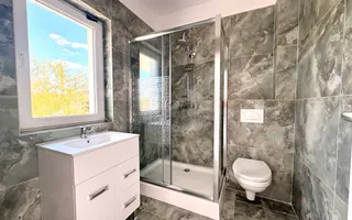 Duplex cu 4 camere, despărțit prin camera tehnica | Mosnita Noua - Poză 14