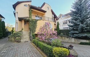 Casa individuala de vanzare, Cetate