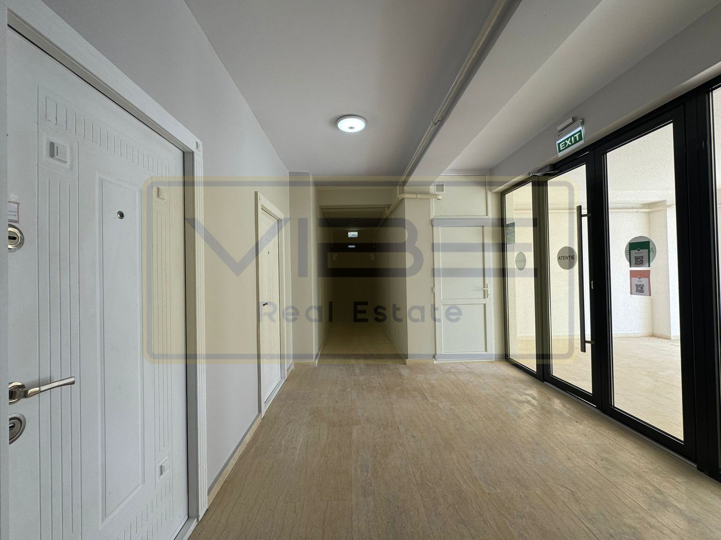 Garsoniera noua cu parcare si boxa Cartierul Zorilor - Poză 20