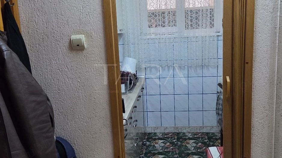Apartament 2 camere, etaj intermediar, zonă accesibilă. - Poză 3