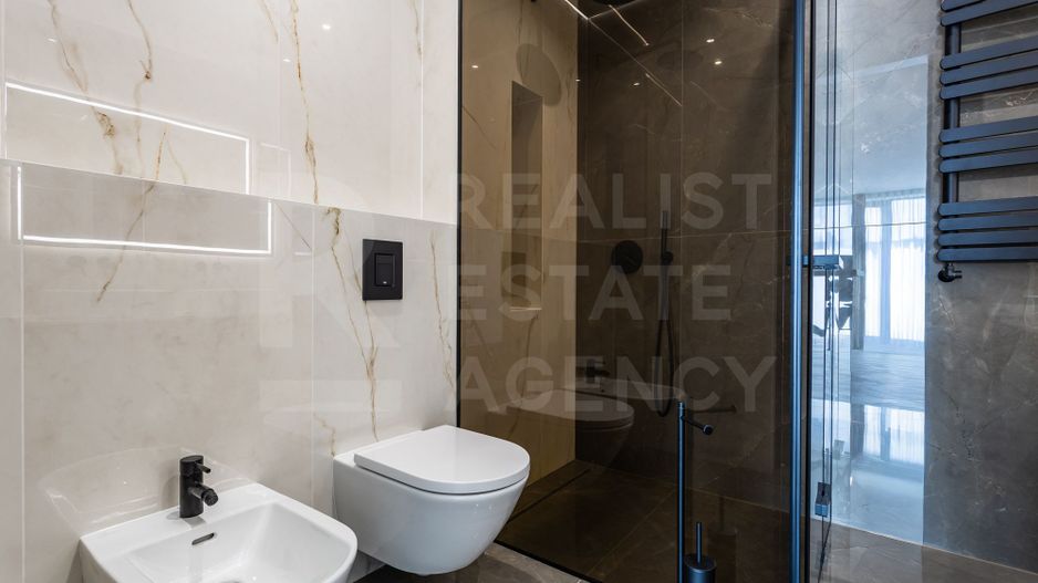 Chirie, apartament, 4 camere, str. Universității, Centru - Poză 35