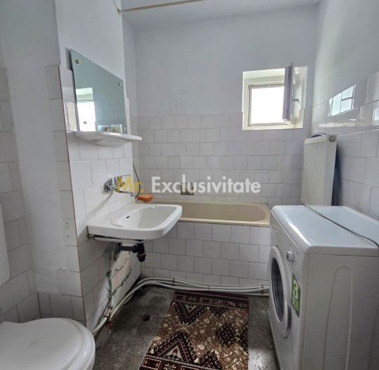 De vânzare apartament 4 camere Careiului Satu Mare - Poză 8