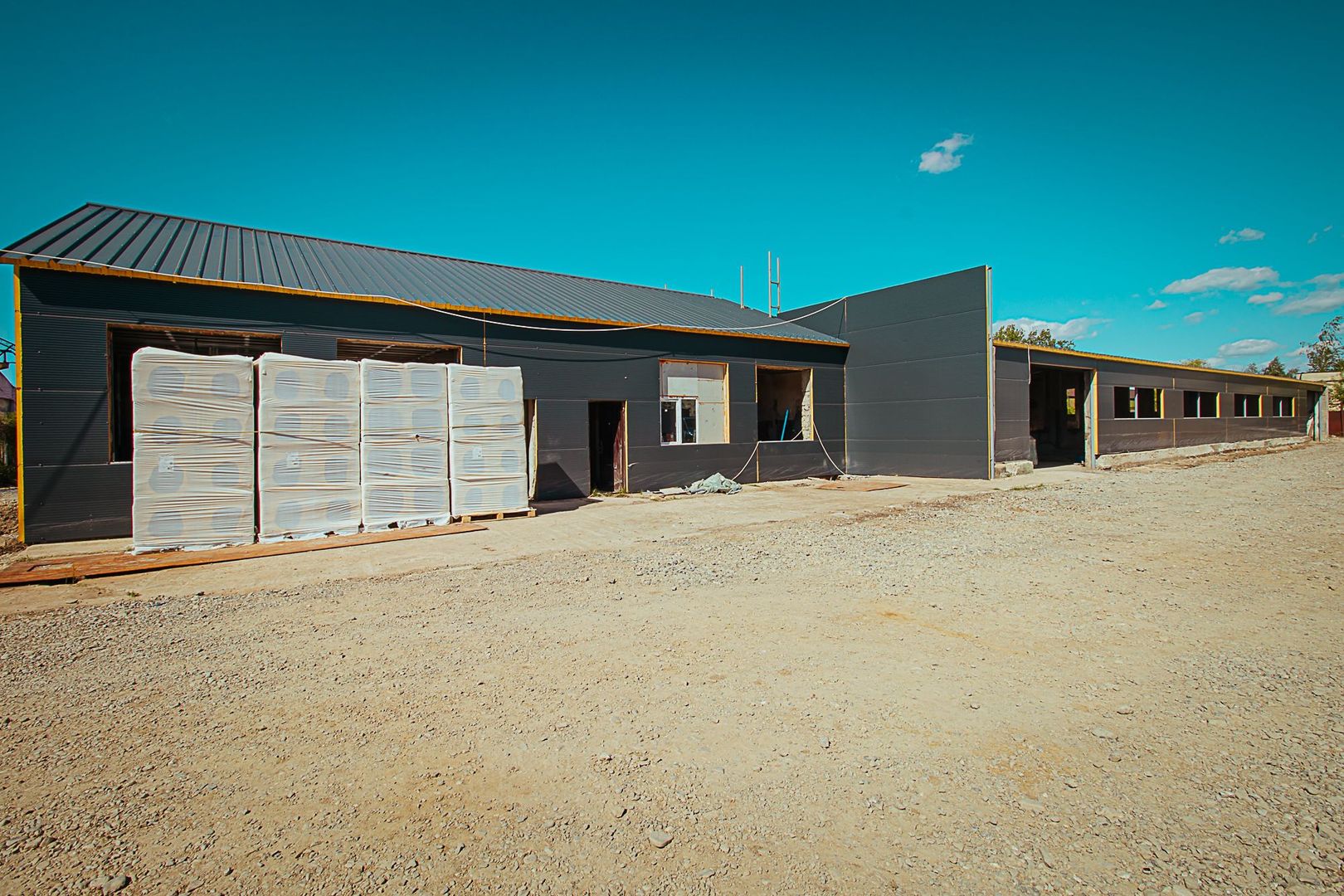 Spatii pretabile depozitare sau productie - Poză 1