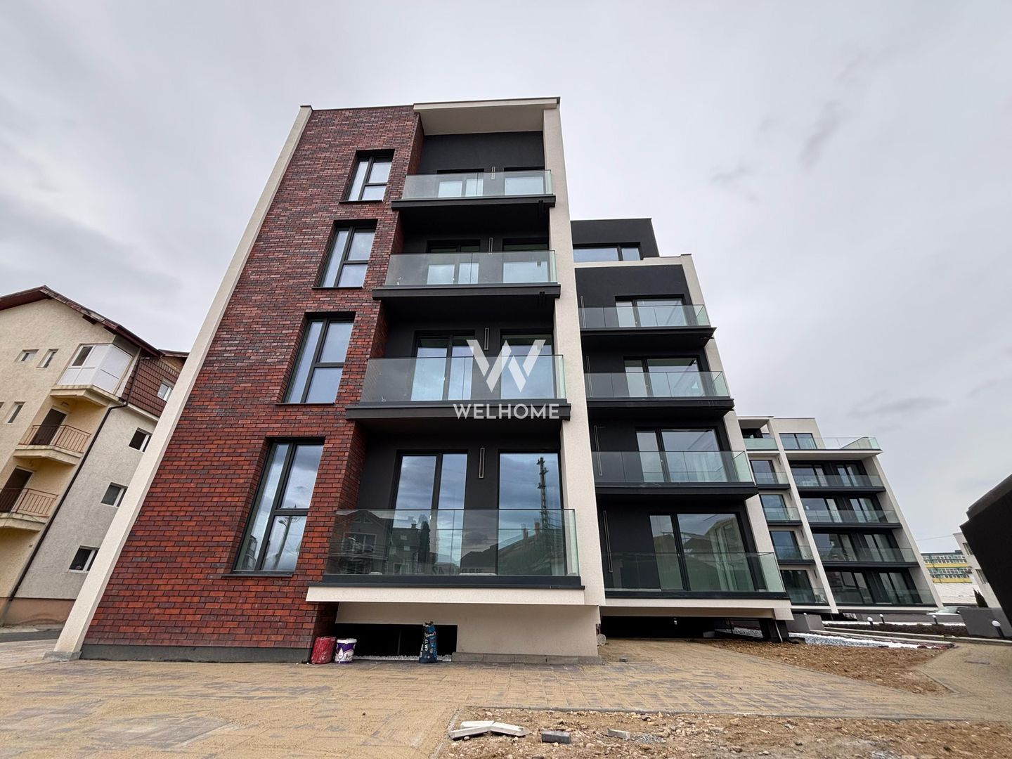 Apartament PREMIUM 3 camere cu GARAJ - zona Centrala - Poză 10