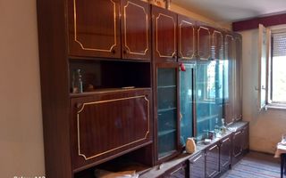 BRASADAS vinde garsoniera la etajul 2 în Micro 15 - Poză 1