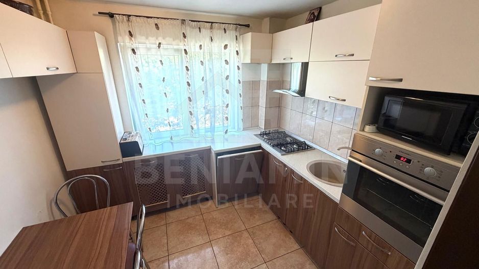 Apartament 3 camere Rovine Profi Etaj 1 66mp teava de gaze - Poză 4