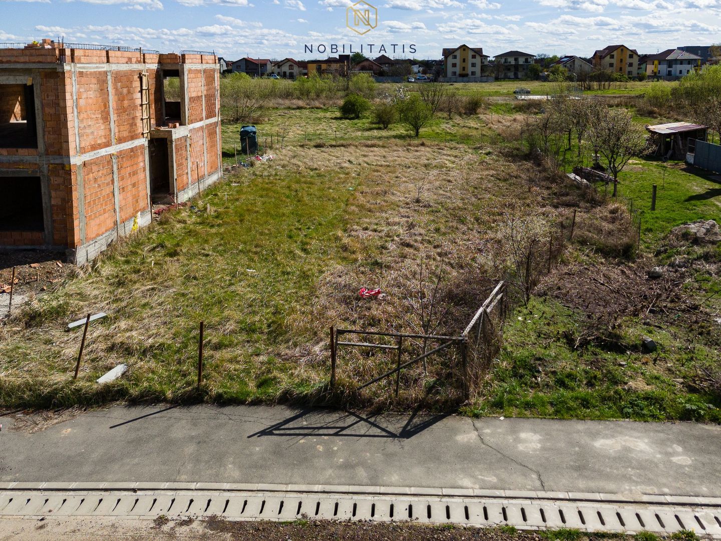 VANDUT - Ghiroda - Lacuri | 776 mp | Toate Utilitatile - Asfalt | Com 0 - Poză 11