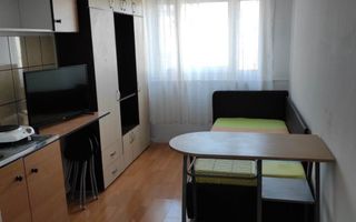 BRASADAS vinde garsonieră 14mp pe Careiului la etajul 3/4. - Poză 1