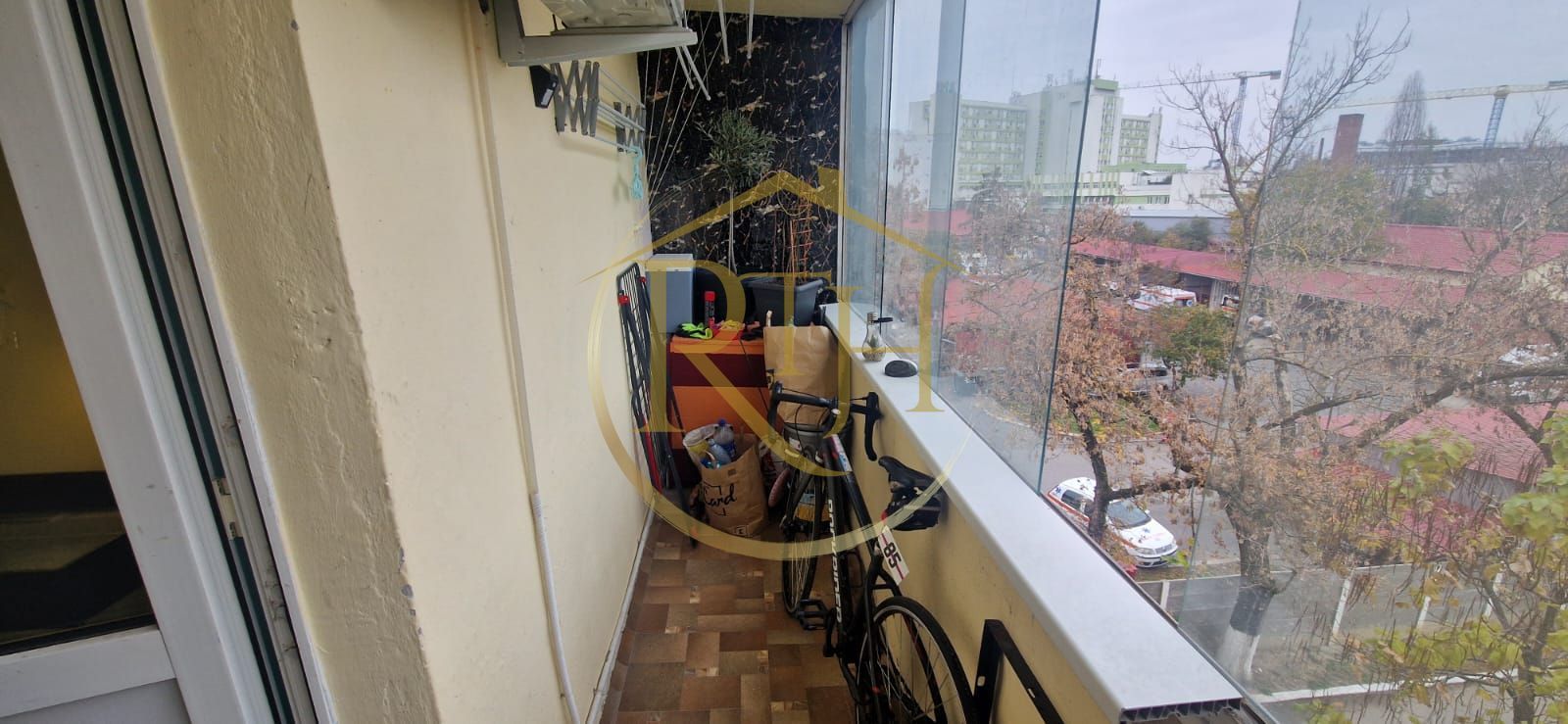 Vand apartament cu 4 camere in zona spitalul judetean,comision ,,0'' - Poză 19