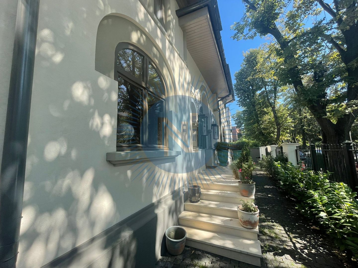 Vila unicat  Casin plus Imobil anexat - Poză 4