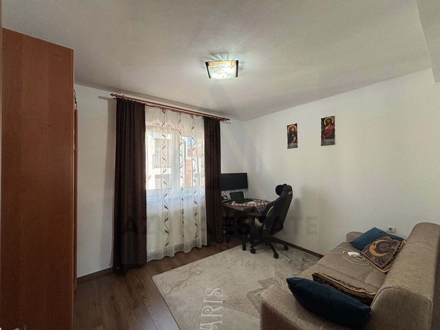 Apartament impecabil 69,5mp 3 camere  2 băi etaj 1 cu loc de parcare - Poză 12