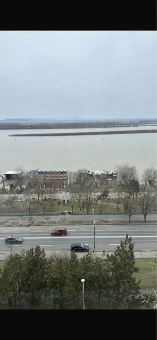 Apartament 3 Camere | Panorama Superbă la Dunăre - Poză 1