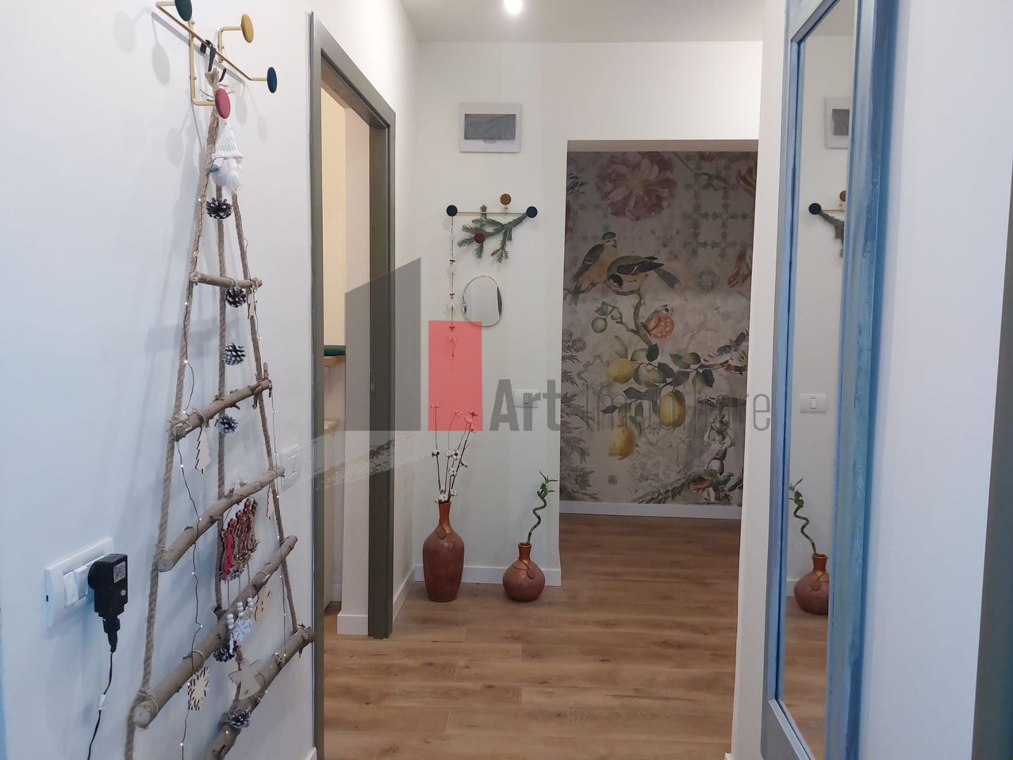 Apartamentul "DISINJATUR" , et. 1/1 in vila stil neoromanesc - Poză 13