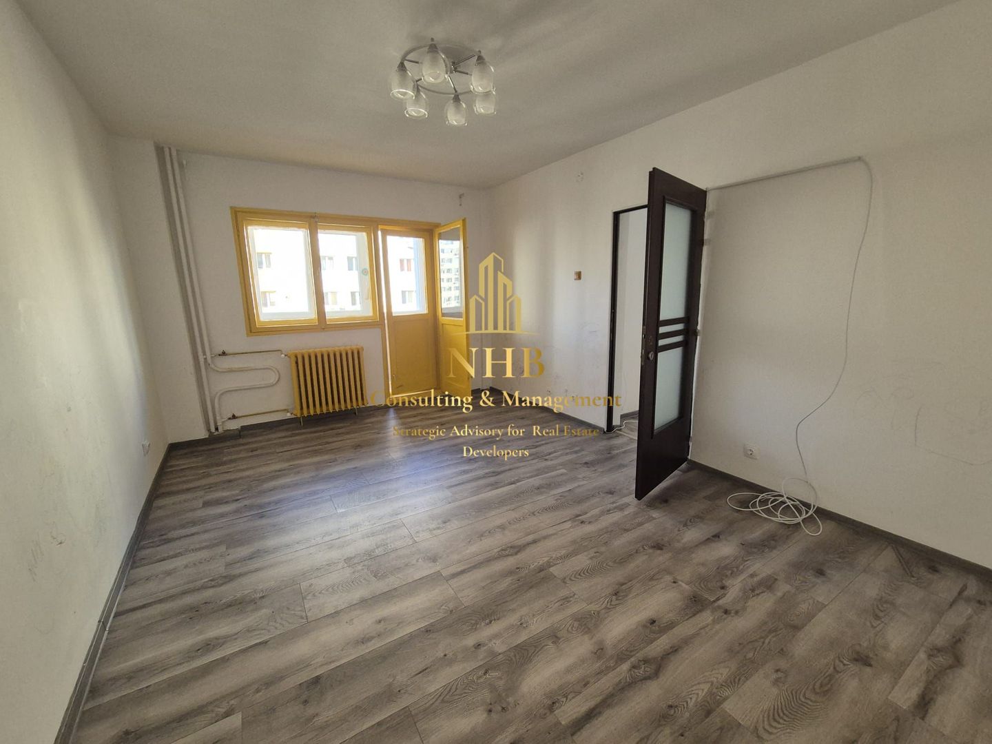 Apartament 2 camere de vânzare, la doar 3 minute de metrou Dristor - Poză 2
