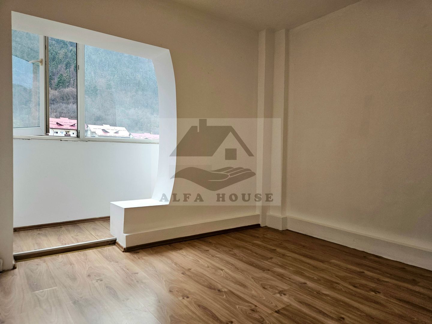 Apartament cu doua camere, zona Racadau 57 mp - vedere spre Tampa - Poză 6