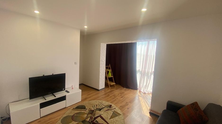 Apartament pe strada Timisorii cu priveliste minunata - Poză 3