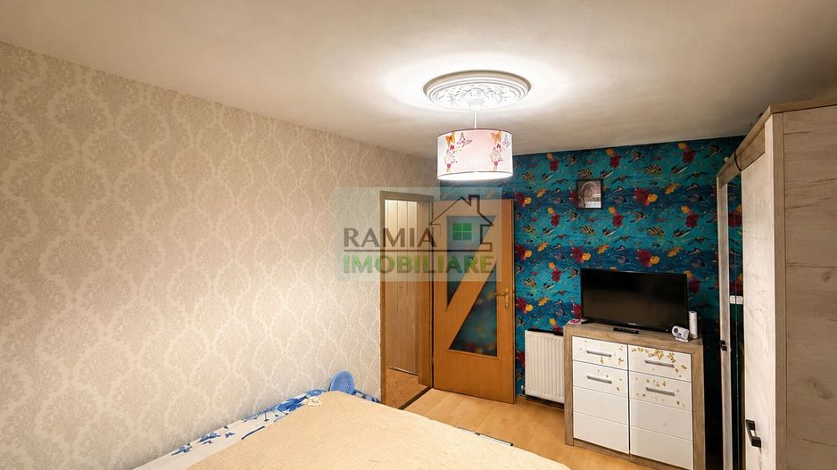 Apartament 2 camere decomandat ,49 mp, Parter, balcon, boxă - Poză 4