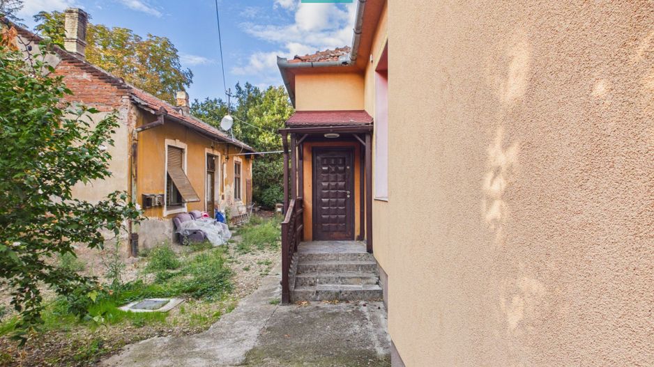 Birou 70 mp cu terasă și 2 parcări - Poză 13