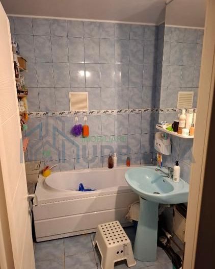 Apartament 3 camere decomandat - Poză 6