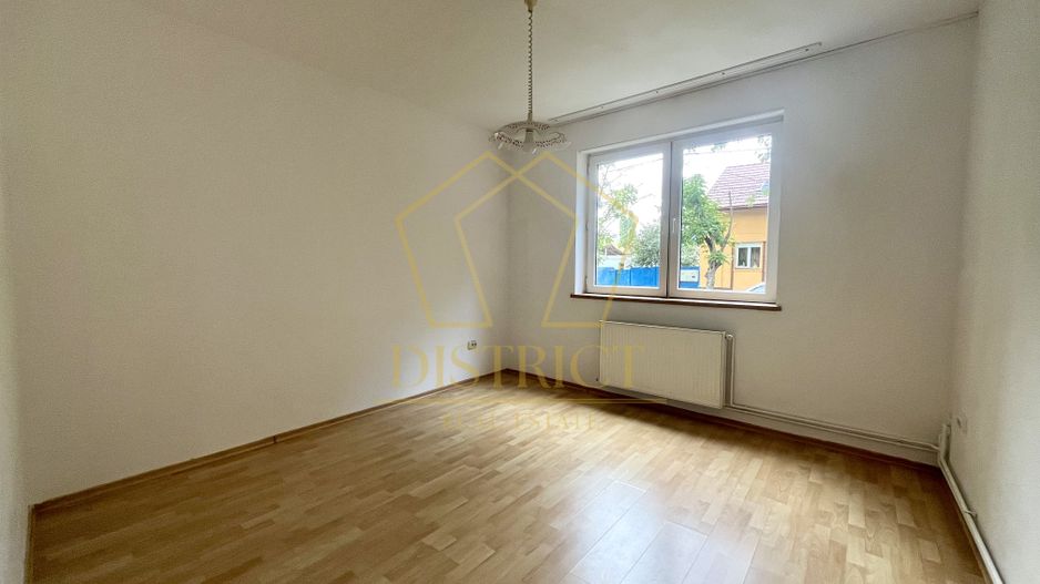 Casa individuala cu 5 camere și garaj | Simion Barnutiu - Poză 8