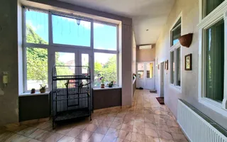 De vanzare casa 5 camere, 1200mp teren, zona ultracentrala - Poză 16