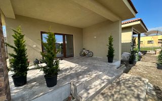 Duplex despartit prin spatiu tehnic  - teren 500mp - Poză 20