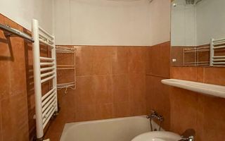 1 Camera ultracentral, in zona Medicina - Poză 6